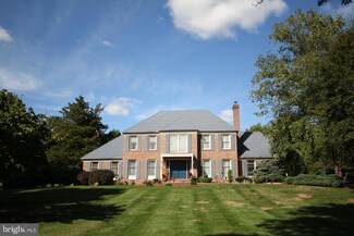 1 Clark Ct, Rutherford, NJ 07070