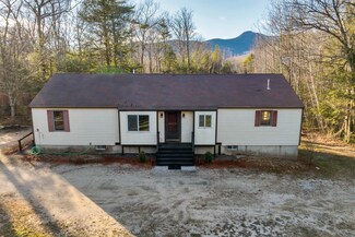 8 Ross Farm Rd, Albany, NH 03818