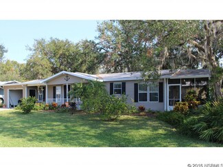 439 Sioux Blvd, Oak Hill, FL 32759