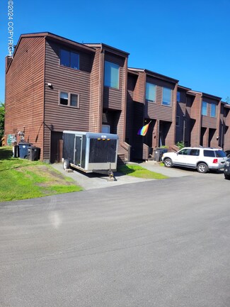 3635 Carleton Ave, Anchorage, AK 99517