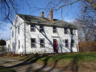 697 Hampton Rd, Pomfret Center, CT 06259