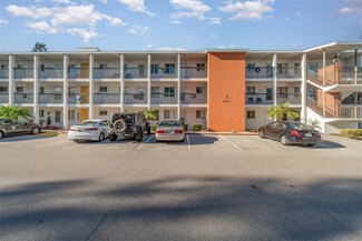 5916 Canal Dr Unit J35, Bradenton, FL 34207