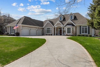 951 Highland Park Ave, Coralville, IA 52241