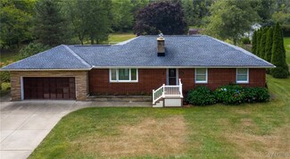 3297 Pleasant Ave, Hamburg, NY 14075