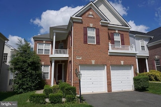 9050 Galvin Ln, Lorton, VA 22079
