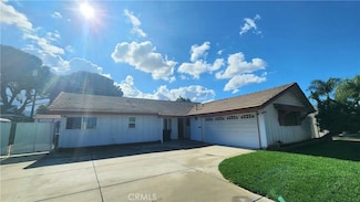 924 Lorna St, Corona, CA 92882