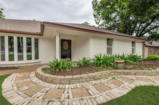 710 Egyptian Way, Grand Prairie, TX 75050