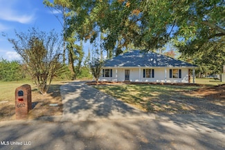 602 Stones Throw Ln, Brookhaven, MS 39601