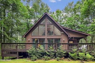43 Bear Dr, Lake Ariel, PA 18436