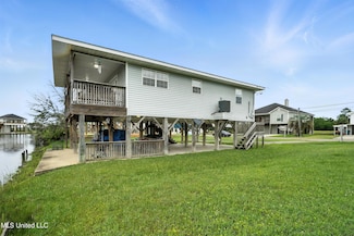 11155 New York St, Bay Saint Louis, MS 39520