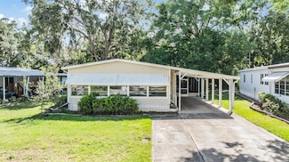 3542 Castle Dr, Zephyrhills, FL 33540