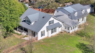 604 E 8th St, Russellville, KY 42276