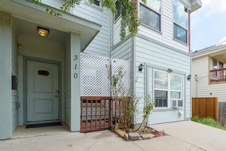 310 S Justin Ave, Dallas, TX 75211