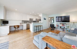 631 Bay St, Santa Monica, CA 90405