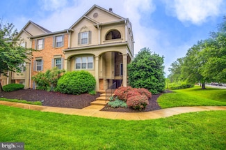 8060 Stonewall Brigade Ct Unit 101, Manassas, VA 20109