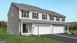 3280 Tepes Dr, Northampton, PA 18067