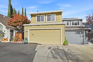 215 Elm Wood Ct, Los Gatos, CA 95032