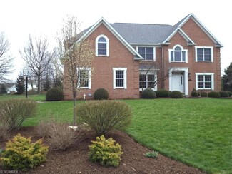 5643 Bridgecreek Ave NW, Canton, OH 44718