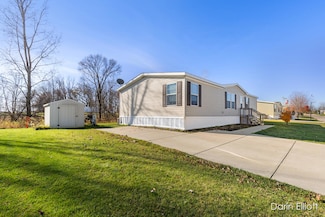 7204 E Grand River Ave Unit 241, Portland, MI 48875