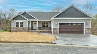 2901 Jefferson St, Tell City, IN 47586