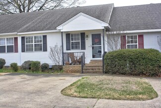 2910 E Moore Ave, Searcy, AR 72143