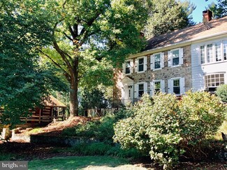 14 Wanshop Rd, Reading, PA 19606