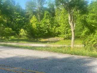 4371 Carter Caves Rd, Upper Tygart, KY 41164