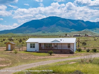 117 Comrey Loop, Carrizozo, NM 88301