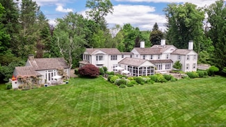 3113 Bronson Rd, Fairfield, CT 06824