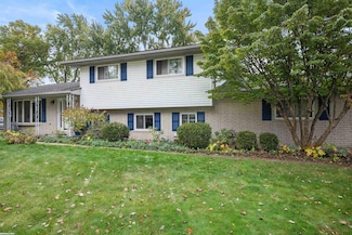 6702 Chirco Ct, Shelby Township, MI 48316