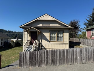 646 Third St, Scotia, CA 95565