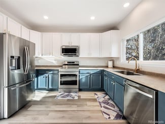 188 S Granby Ct, Aurora, CO 80012