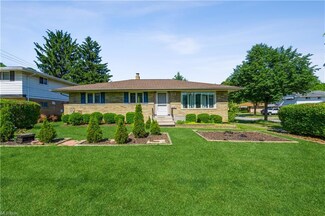 6690 York Rd, Parma Heights, OH 44130