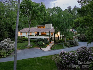 69 Forest Rd, Asheville, NC 28803