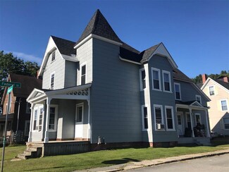 17 Federal St, Saint Johnsbury, VT 05819