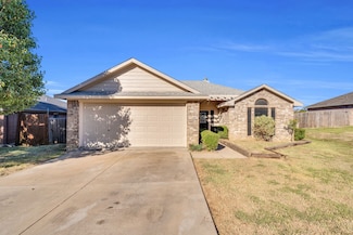 203 Cheyenne Trail, Alvarado, TX 76009