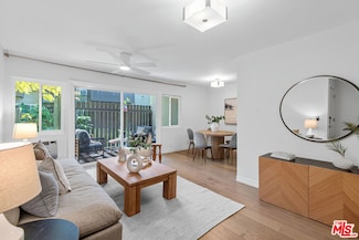 4921 Indian Wood Rd Unit 386, Culver City, CA 90230