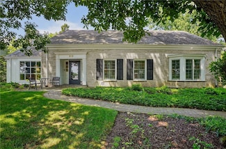 930 Valleyview Rd, Pittsburgh, PA 15243