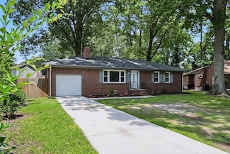 5004 Wellston Ct, Virginia Beach, VA 23462