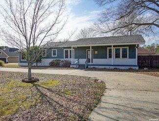 1123 Burchwood Bay Rd, Hot Springs National Park, AR 71913