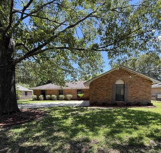 1893 Dabney Dr, Baton Rouge, LA 70816
