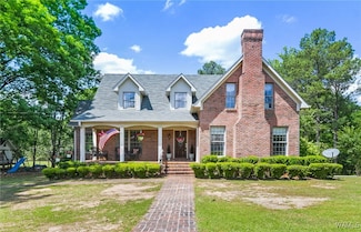 1999 Walnut St, Centreville, AL 35042