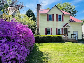 316 Putney Rd, Brattleboro, VT 05301