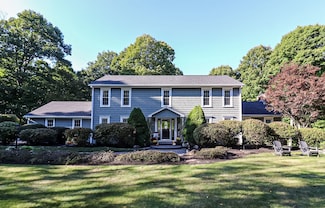 2 Webster Ln, Wilbraham, MA 01095