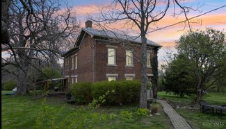 8294 Marks Rd, Hamersville, OH 45130