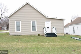 619 N Walnut St, Creston, IA 50801