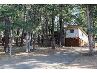 361 Oak Park Ln, Tygh Valley, OR 97063