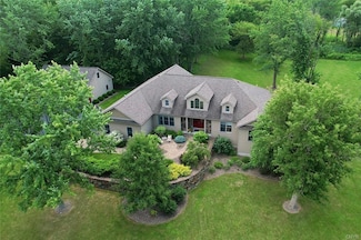 8412 E Seneca Turnpike, Manlius, NY 13104