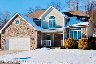 107 Little Spike Way, Scranton, PA 18504