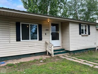 1008 Lange St, Leachville, AR 72438
